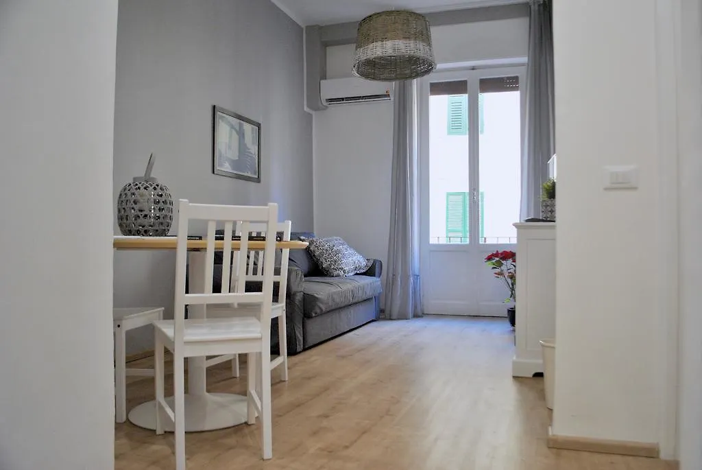 Apartment Vico Delle Mura Cozy House Hotel La Spezia Italy