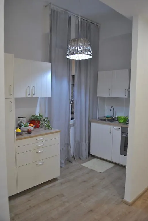 Apartment Vico Delle Mura Cozy House Hotel La Spezia Italy